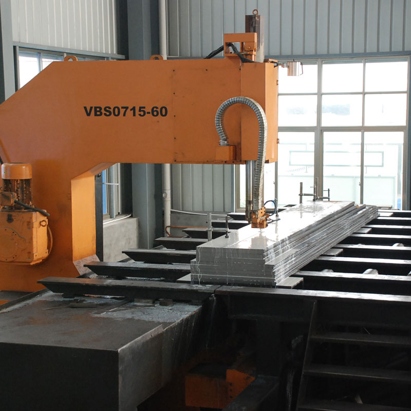 Wéi bidden déi véier Kär Schimmelmaterialien präzis Léisunge fir verschidden Aarbechtsbedingunge bei der Schimmelfabrikatioun?